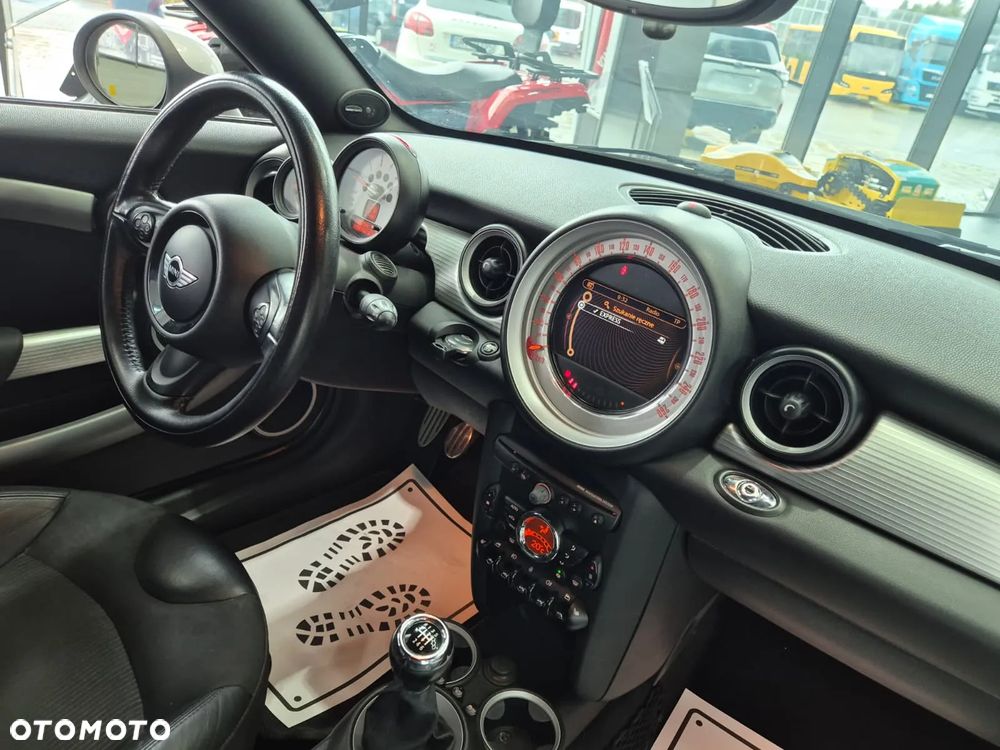MINI Cooper SD - 24
