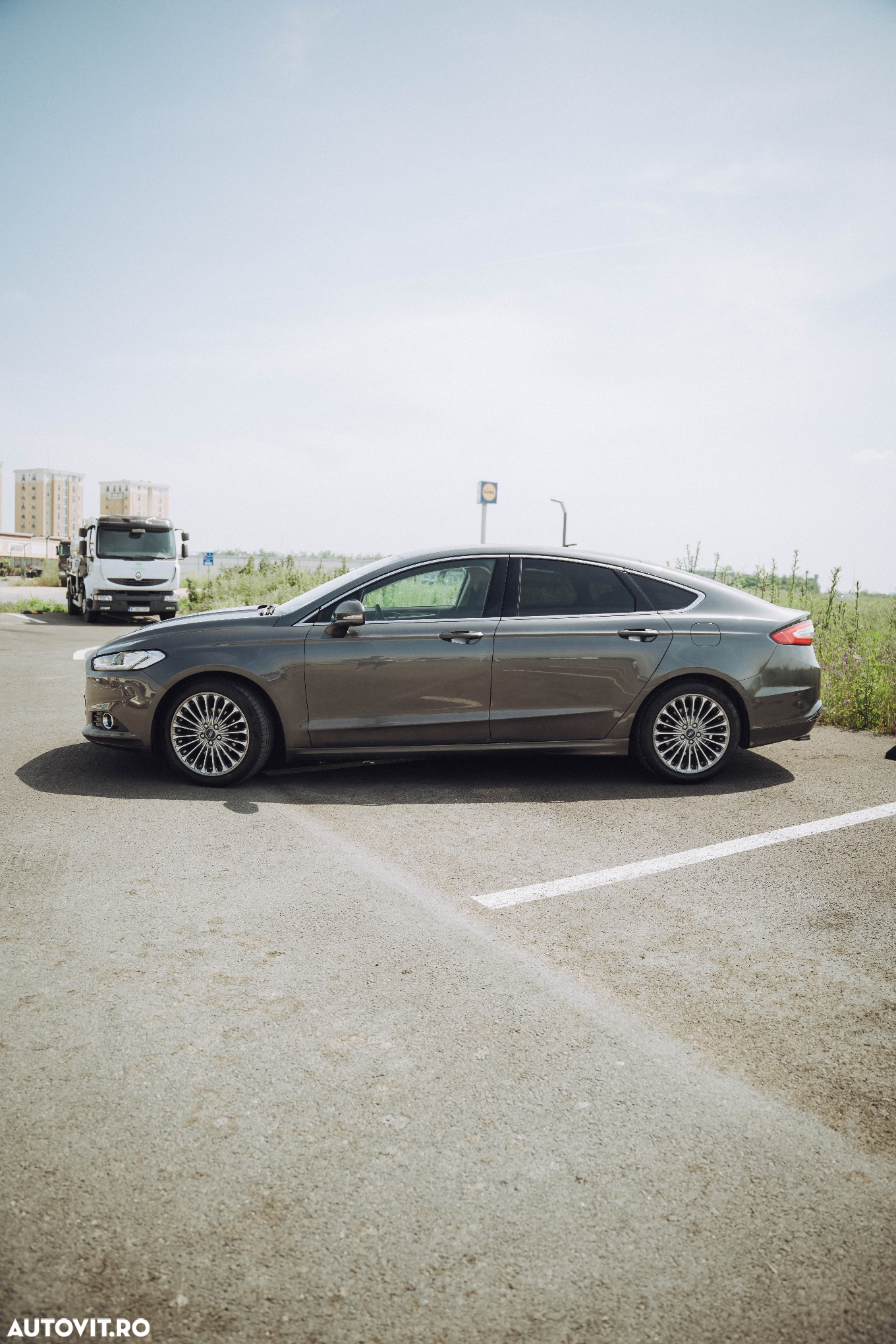 Ford Mondeo 1.5 EcoBoost Aut. Trend - 3