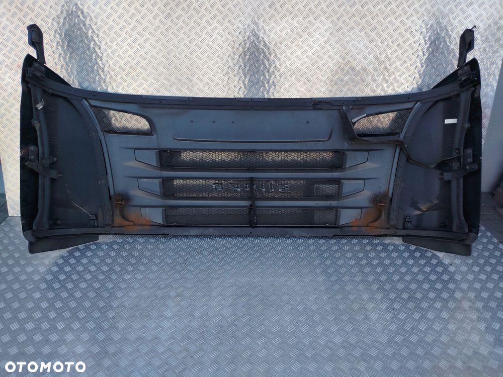 ATRAPA GÓRNA SCANIA STREAMLINE V8 - 4