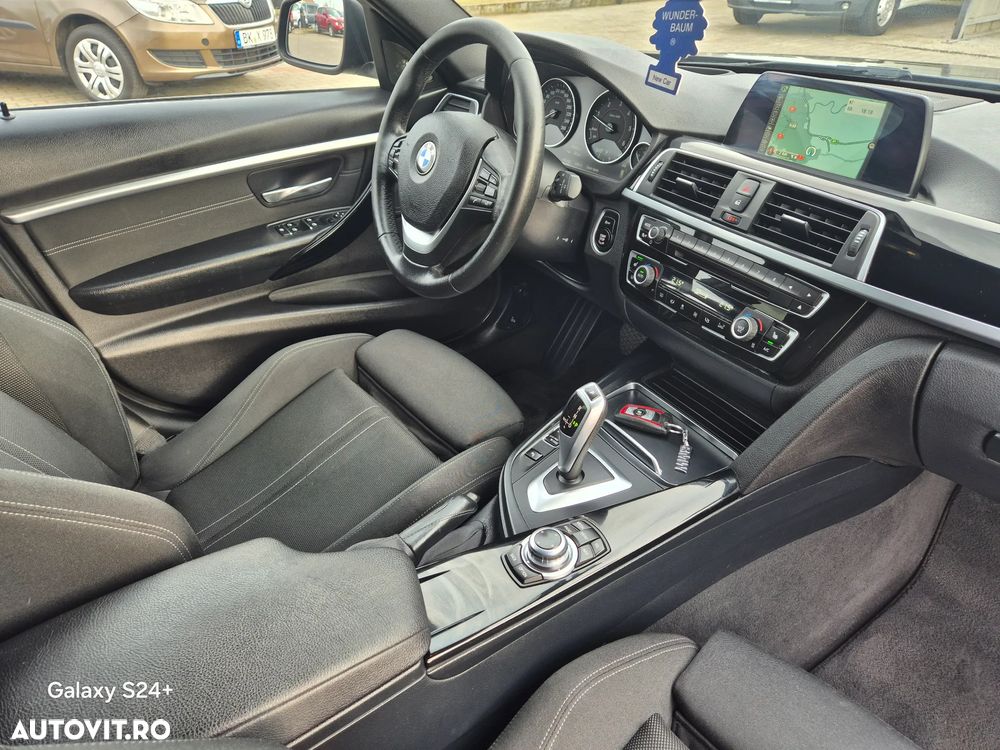 BMW Seria 3 320d xDrive Aut. Luxury Line - 7