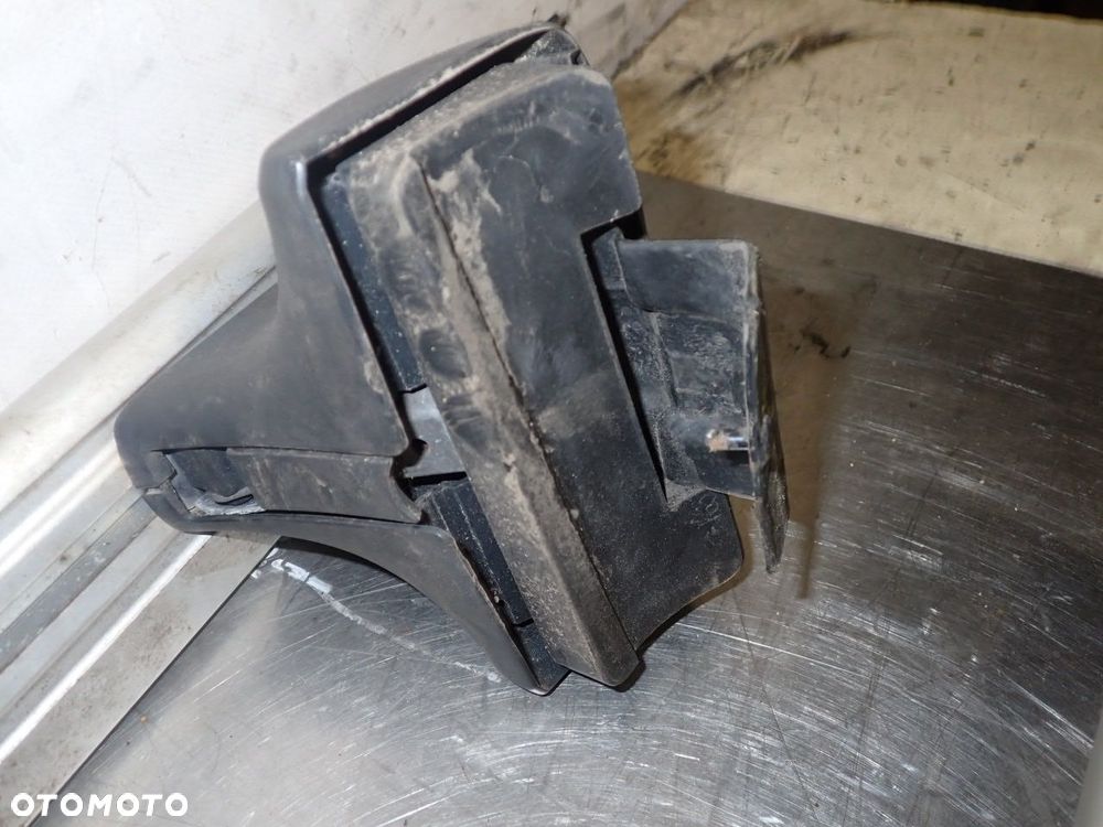 BAGAŻNIK DACHOWY THULE VOLKSWAGEN PASSAT B5 LIFT 1.9 - 10