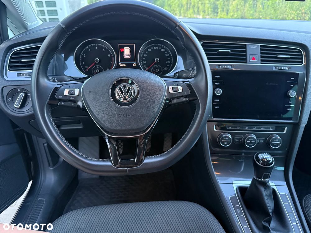 Volkswagen Golf 1.5 TSI BMT Comfortline - 9