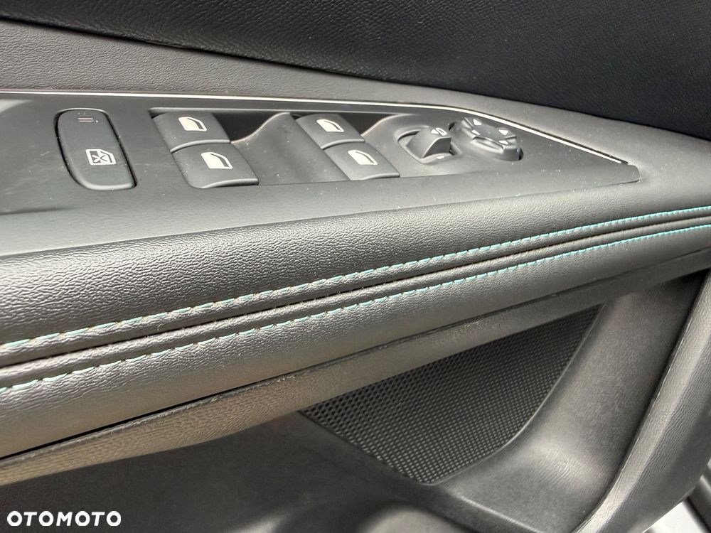Peugeot 3008 BlueHDi 130 Stop & Start EAT8 Allure - 34