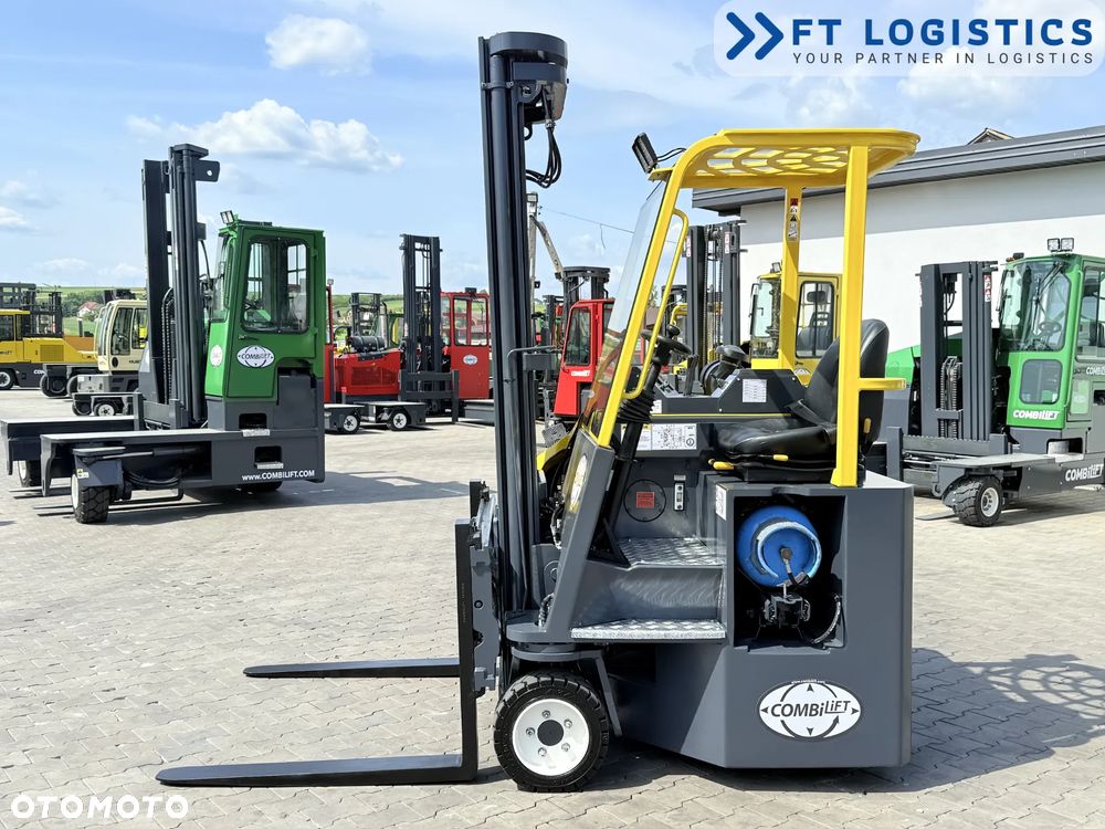 Combilift WÓZEK CZTEROKIERUNKOWY - WIELOKIERUNKOWY | COMBILIFT CB3000 | GAS | DUPLEX 4000MM | POZYCJONER WIDEŁ | PRZESUW WIDEŁ | NOWE OPONY | PO SERWISIE | STAN IDEALNY | Szeroka oferta wózków czterokierunkowych i bocznych, dopasowanych do różnorodnych potrzeb i zastosowań - 11