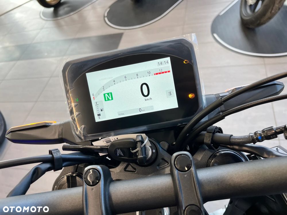 Honda CB - 20