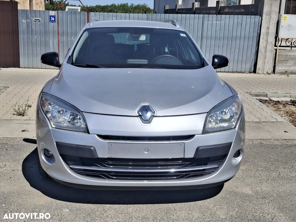 Renault Megane ENERGY dCi 110 Start & Stop Bose Edition - 5