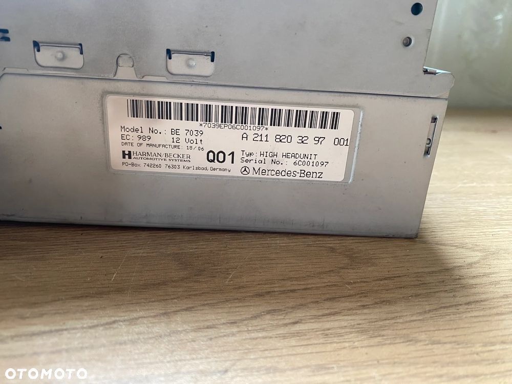 RADIO CD FM PANEL MERCEDES A2118203297 - 5