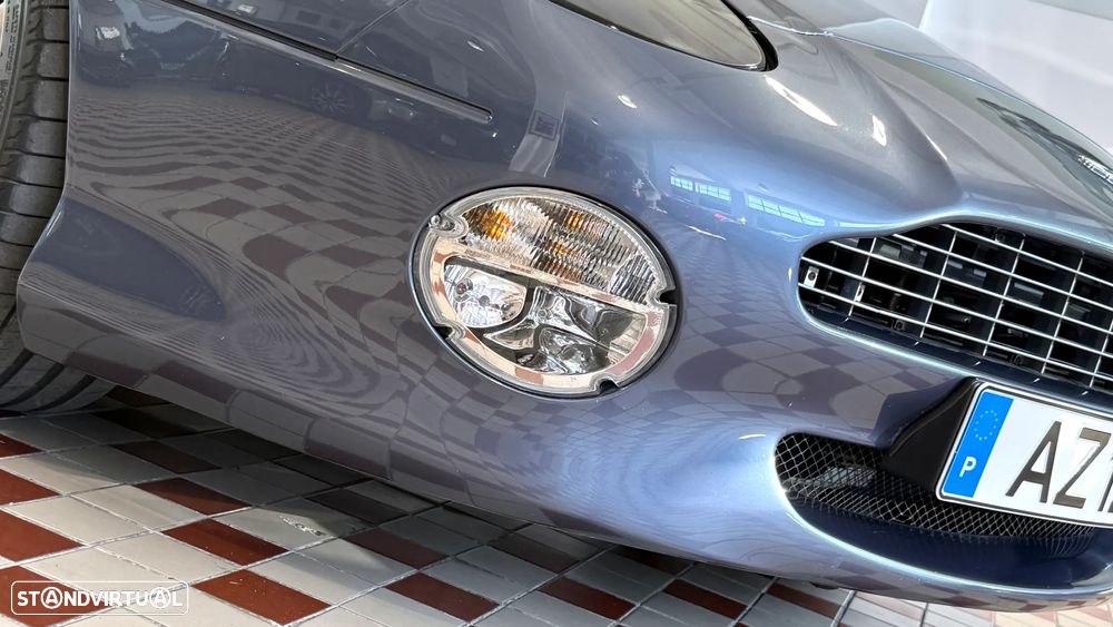 Aston Martin DB7 Vantage Volante - 11