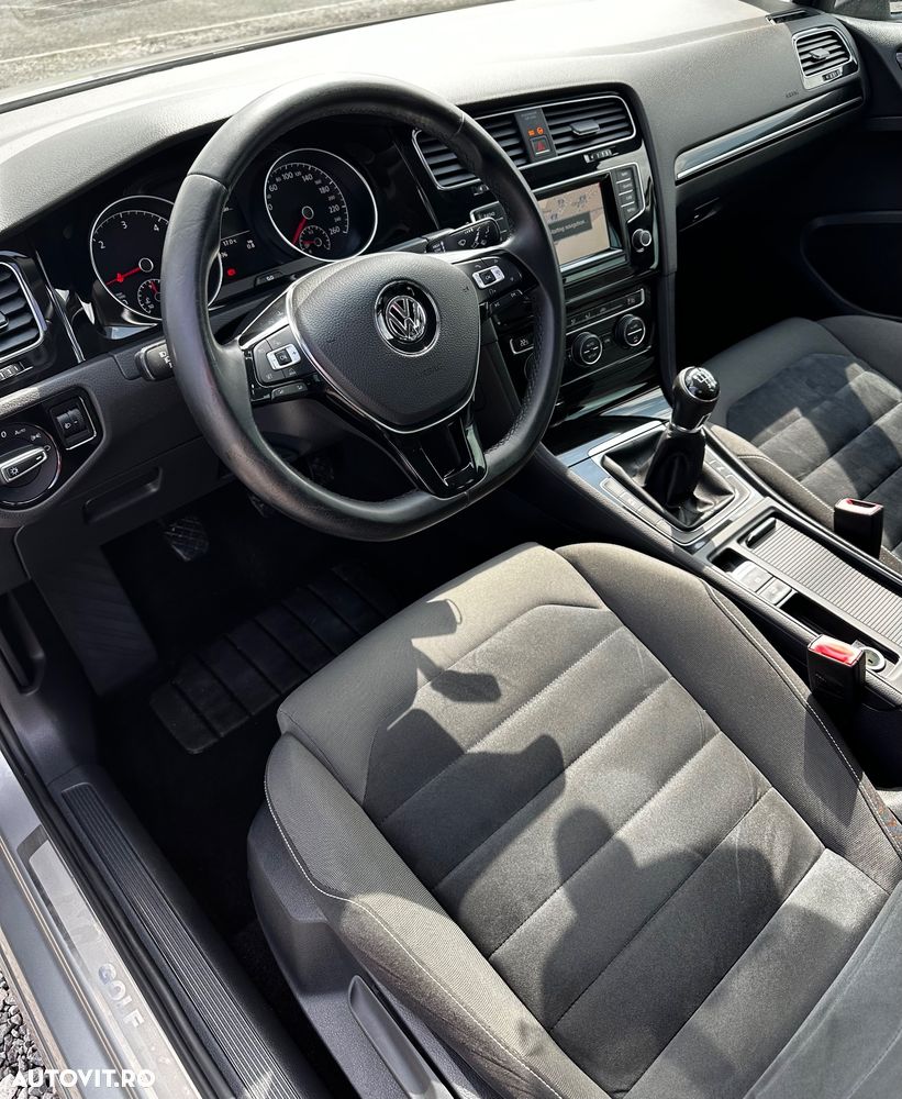 Volkswagen Golf 2.0 TDI (BlueMotion Technology) Highline - 29