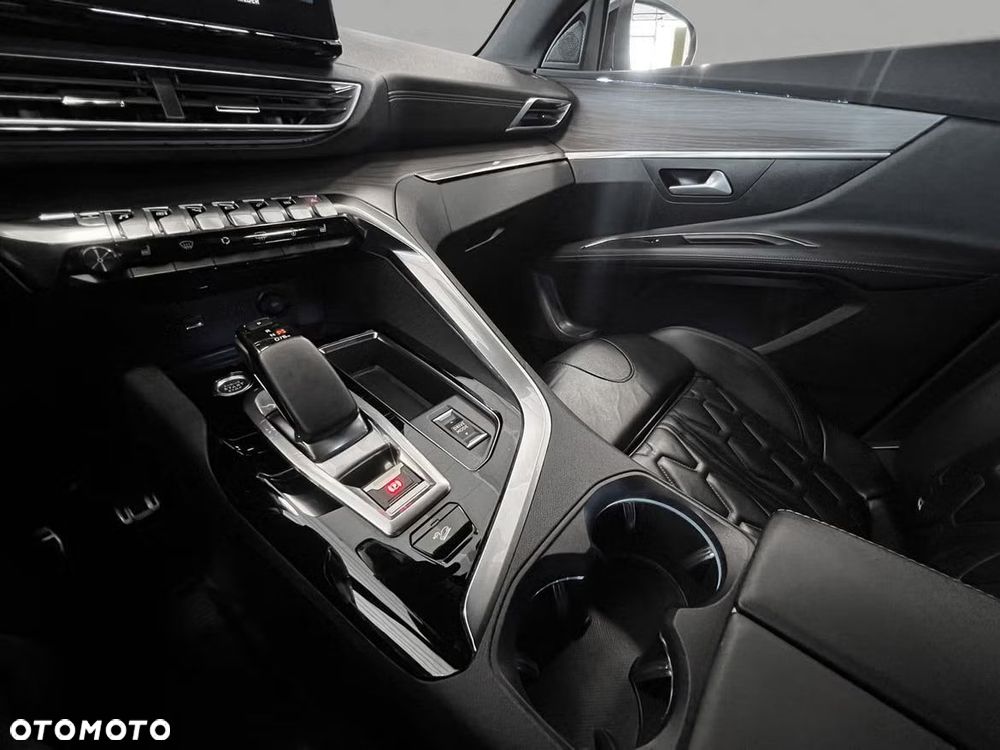 Peugeot 3008 1.6 PureTech Hybrid4 PHEV GT Pack S&S EAT8 - 27