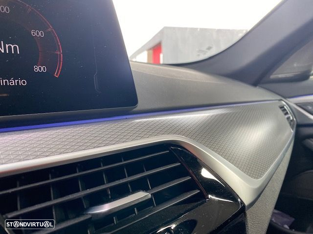 BMW M550d - 33