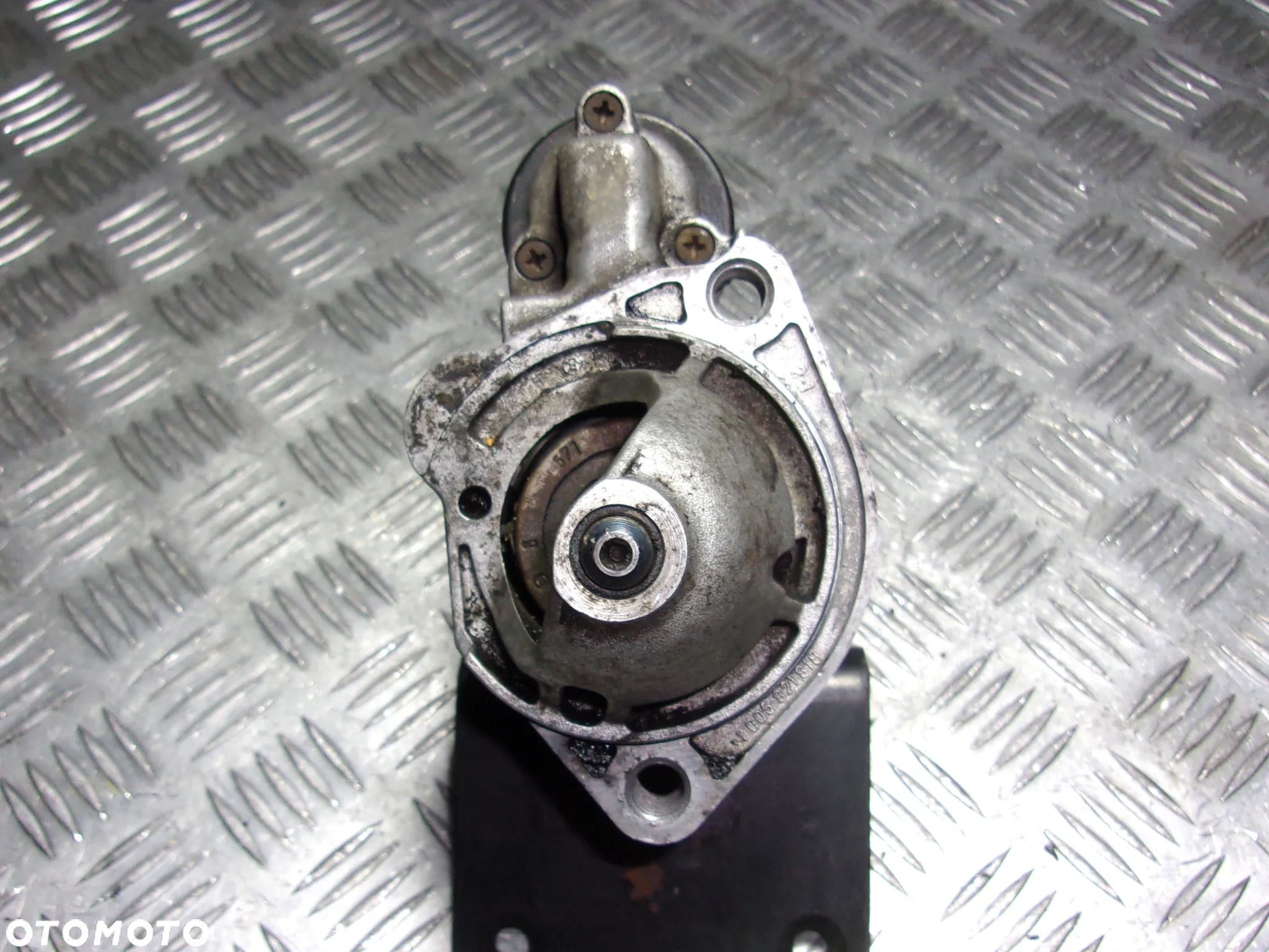 Audi 100 C4 80 B3 B4 A4 B5 A6 C4 Superb I Passat B5 rozrusznik 1.4 1.6 1.8 2.0 - 1