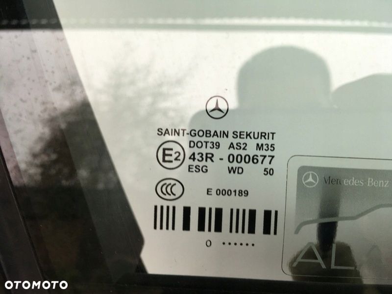 MERCEDES W212 PRZOD PRZEDNIE PRAWE DRZWI 775 - 3