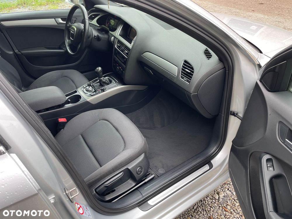 Audi A4 Avant 2.0 TDI DPF Ambition - 17