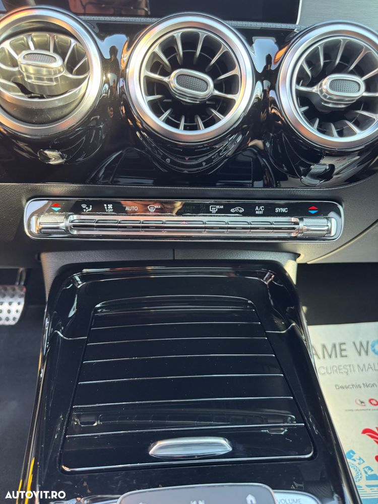 Mercedes-Benz A 35 AMG - 10
