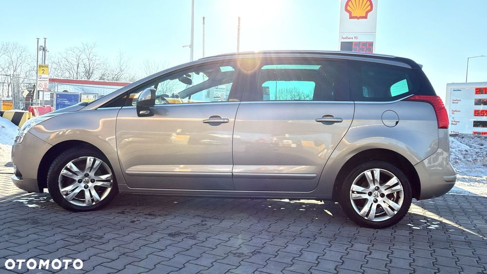 Peugeot 5008 HDI FAP 150 Platinum - 8