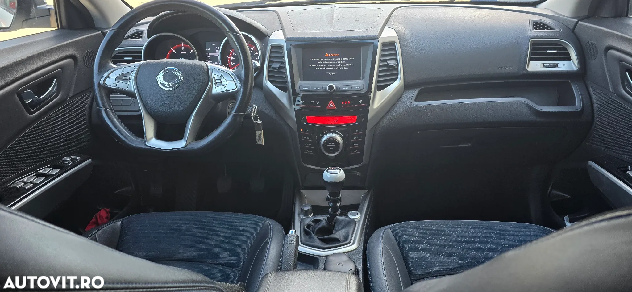 SsangYong Tivoli 1.6l e-XDI STD - 10