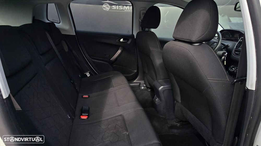 Peugeot 2008 1.4 HDi Active - 5