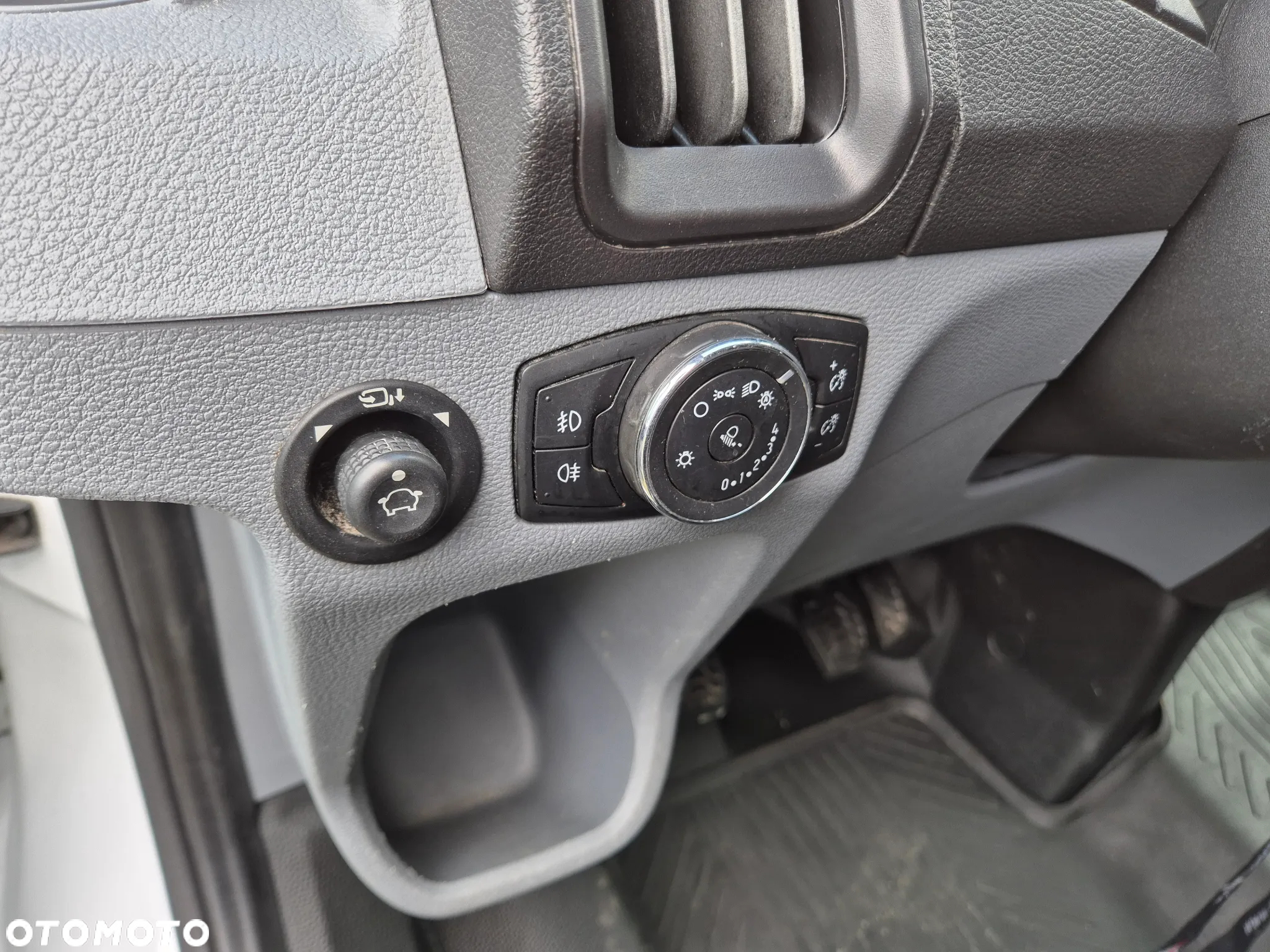 Ford Transit - 36