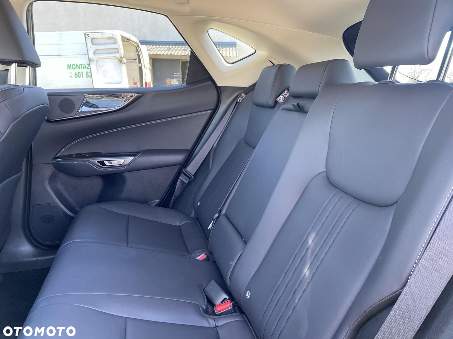 Lexus NX - 14
