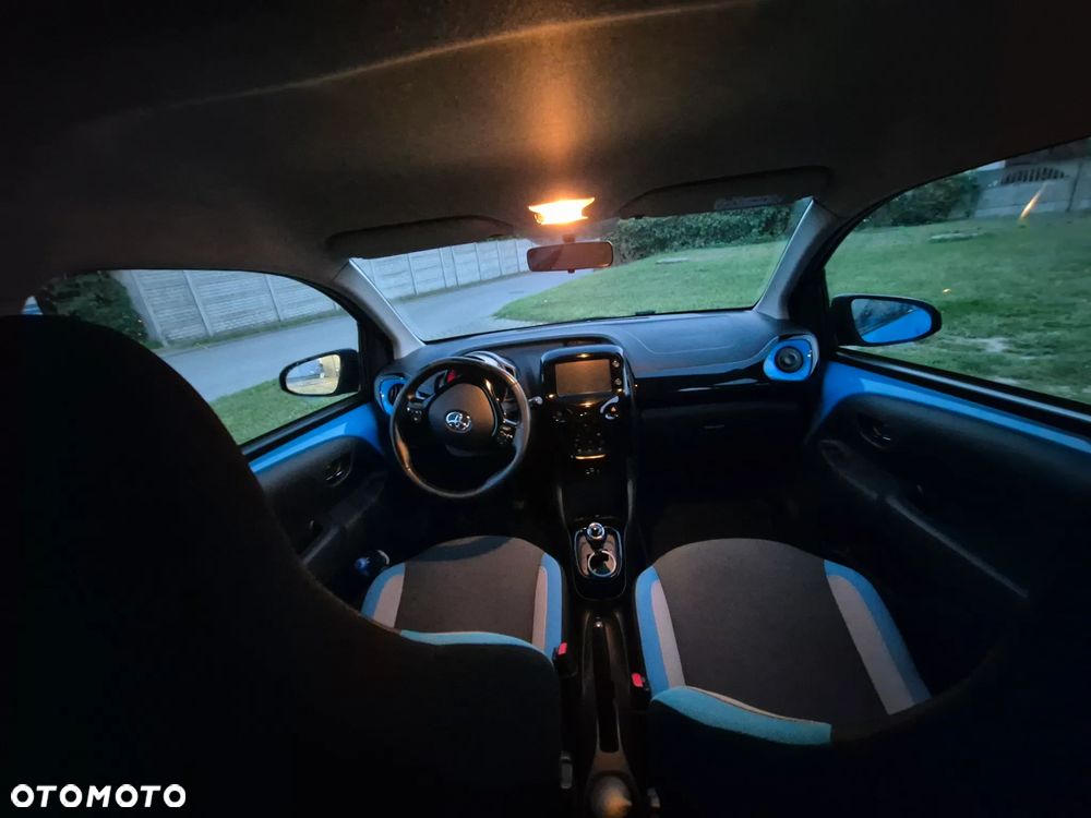 Toyota Aygo - 12