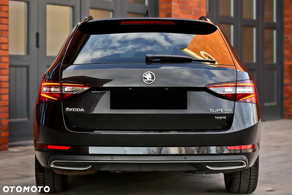 Skoda Superb 2.0 TDI 4x4 DSG Sportline - 14