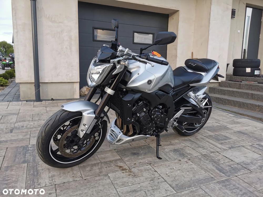 Yamaha FZ - 31