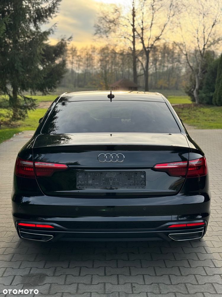 Audi A4 - 4