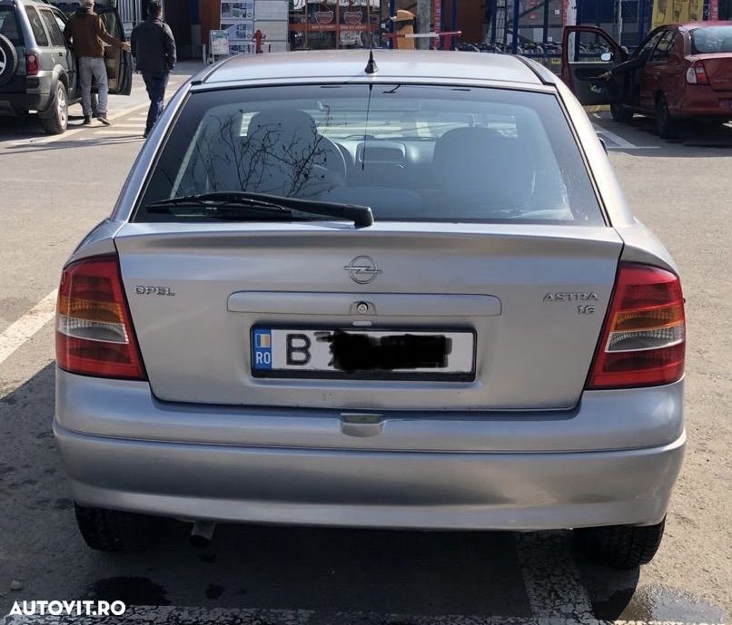 Opel Astra 1.6 - 2