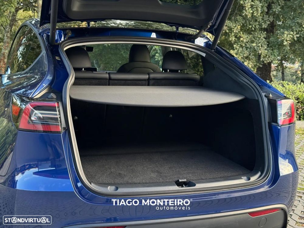Tesla Model Y Tração Traseira - 43