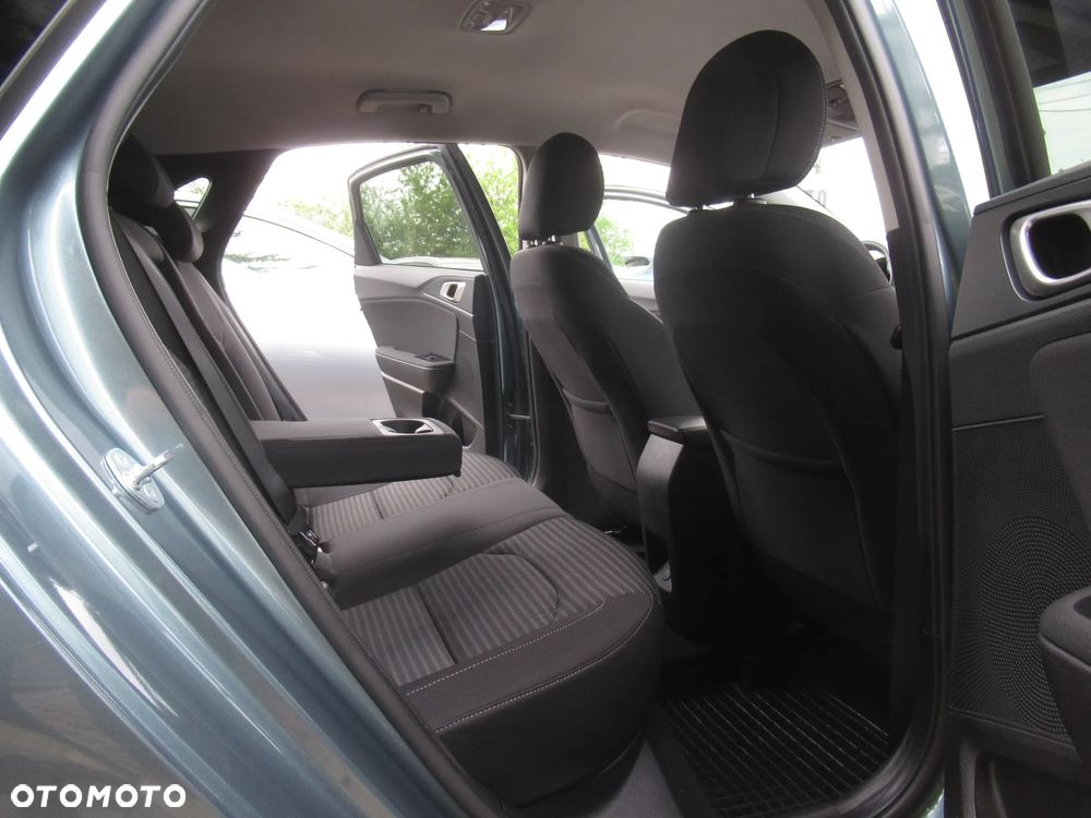Kia Ceed 1.5 T-GDI M DCT - 8