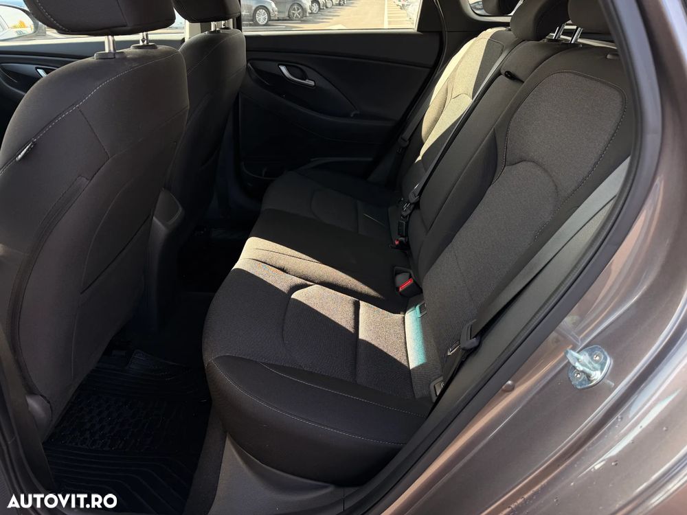 Hyundai i30 - 12