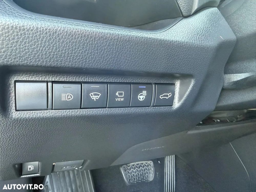 Toyota RAV4 2.5 VVT-iE 4x4 Luxury - 12