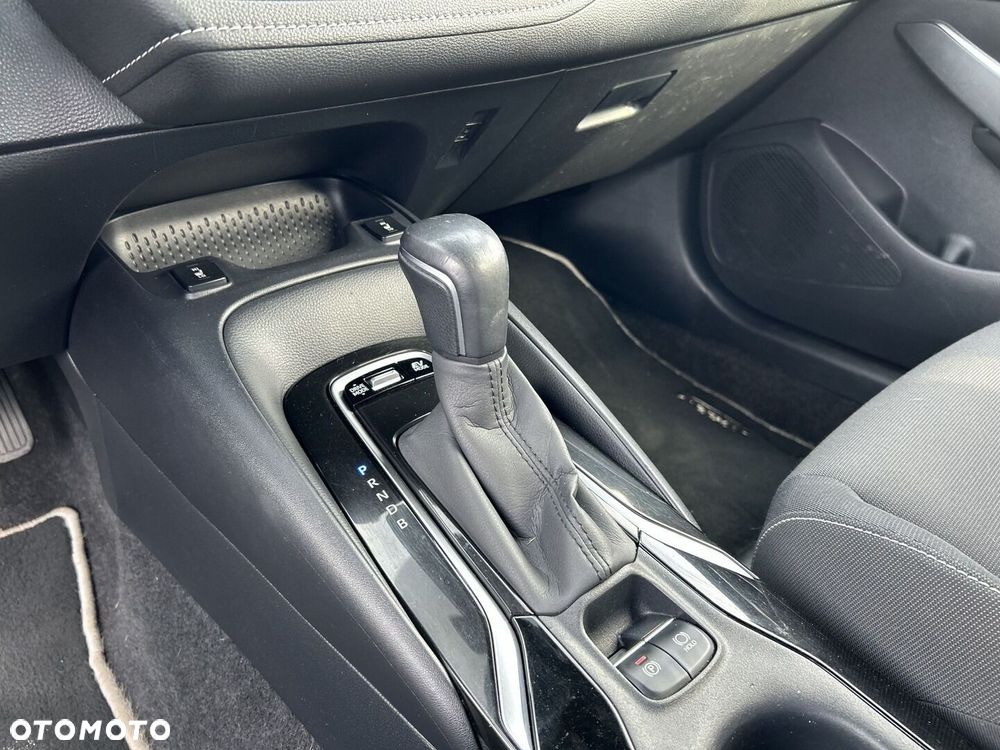 Toyota Corolla 1.8 Hybrid Comfort - 21