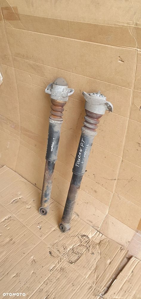 Amortyzator prawy lewy tył tylny VW Touran 1T0 - 4