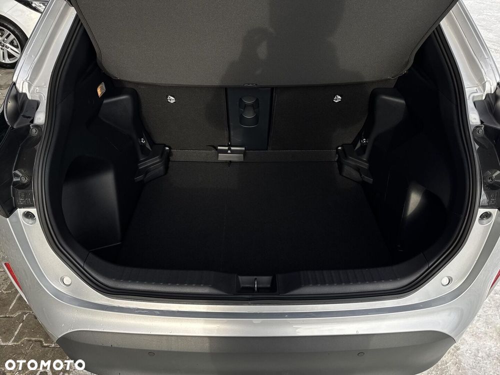 Toyota Yaris Cross Hybrid 1.5 Style - 33