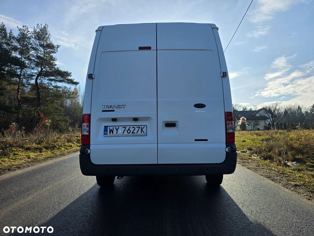 Ford Transit - 23