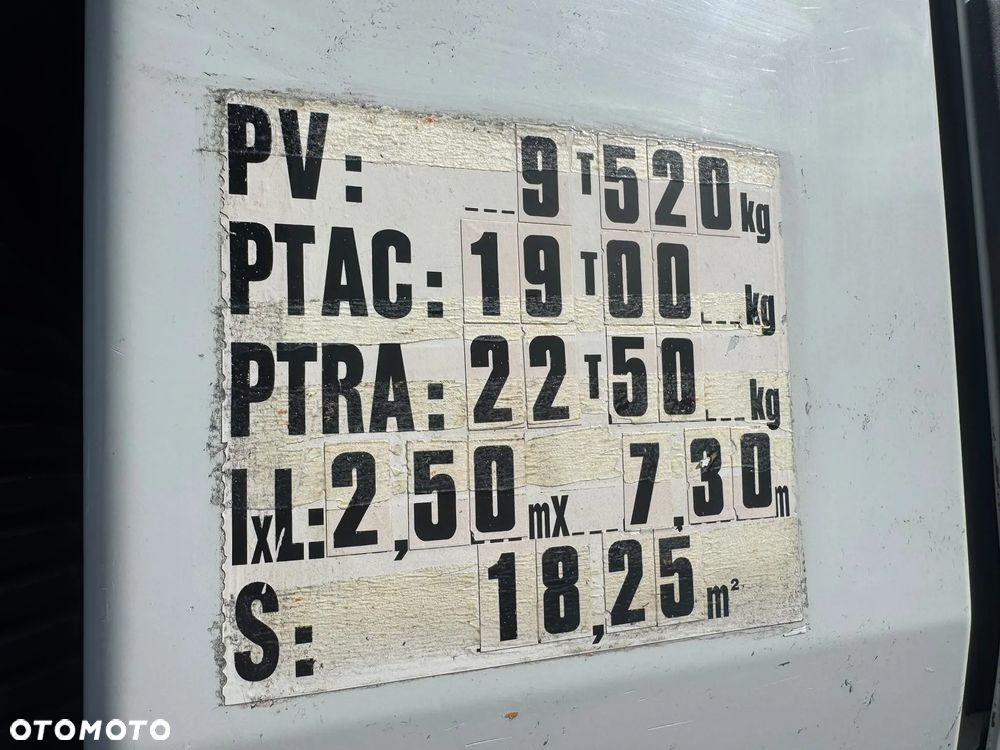 Renault Kerax 270DCi Wywrotka 3 str SPECJALNY 19 Tonowy Solarka Piaskarka Pług - 19