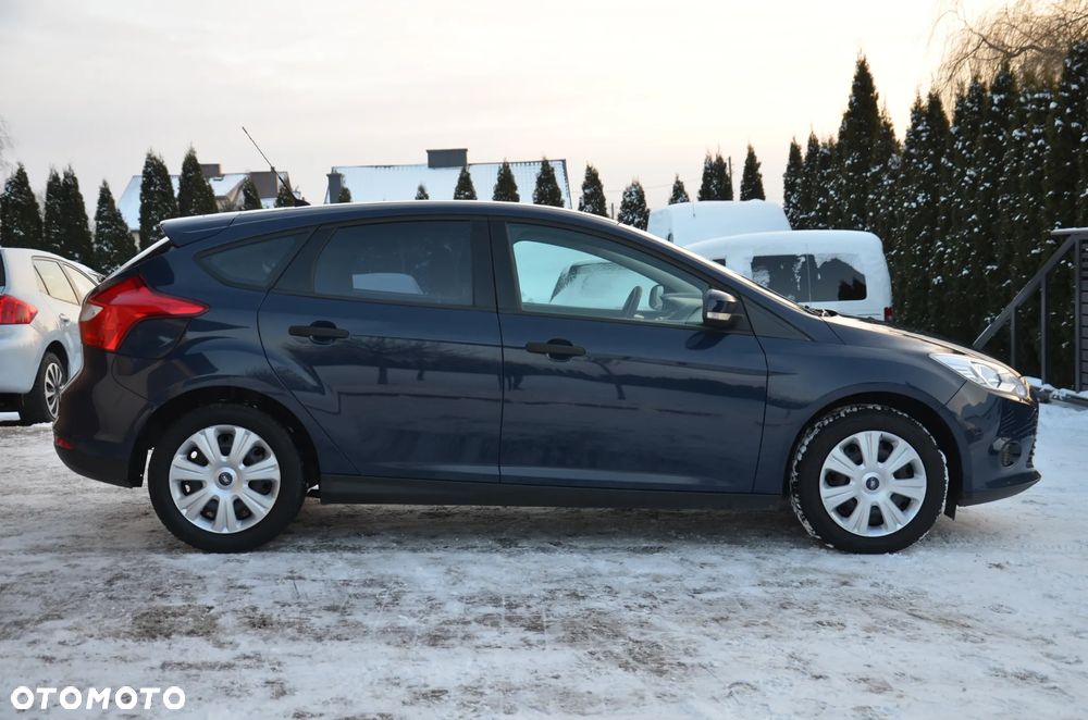 Ford Focus 1.6 Ambiente Start - 4