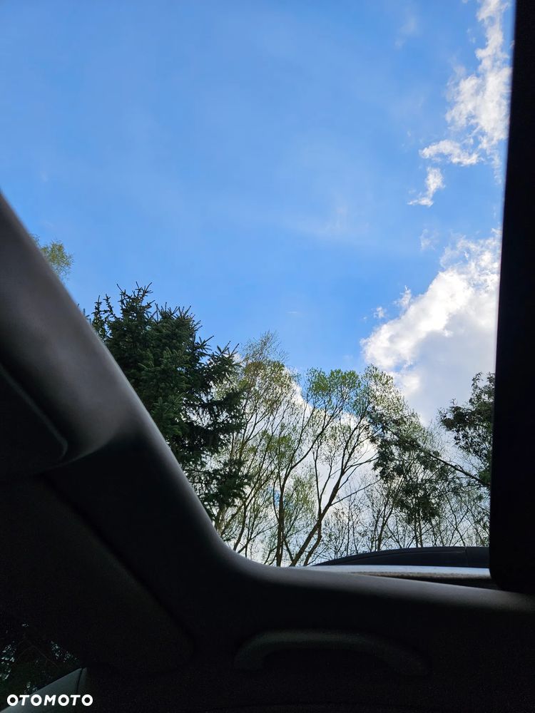 Volkswagen Passat - 11