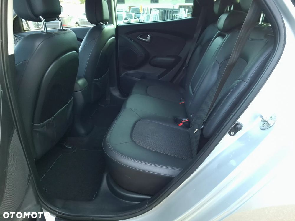 Hyundai ix35 2.0 2WD Style - 18