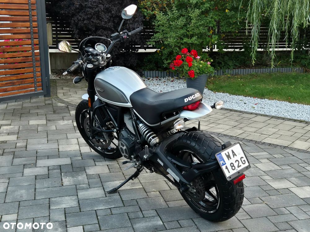 Ducati Scrambler - 4