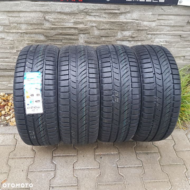 4x 215/55R16 Infinity Inf 049 Komplet opon zimowych Poznań - 1