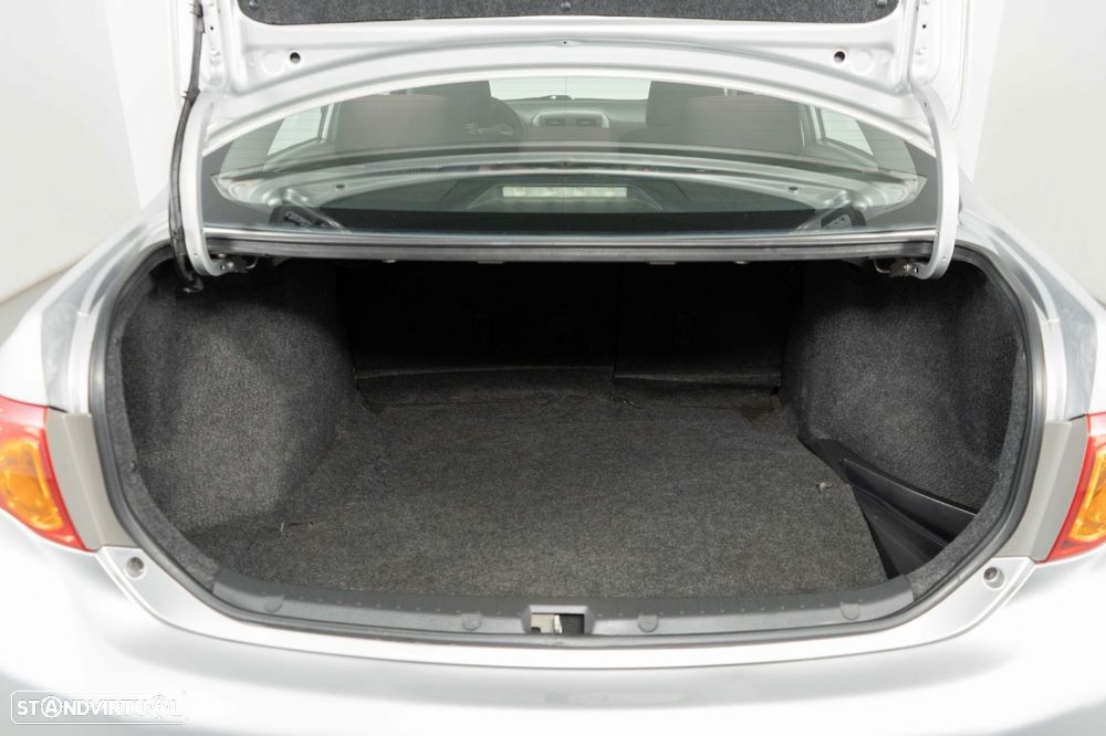 Toyota Corolla 1.4 D-4D Comfort - 12