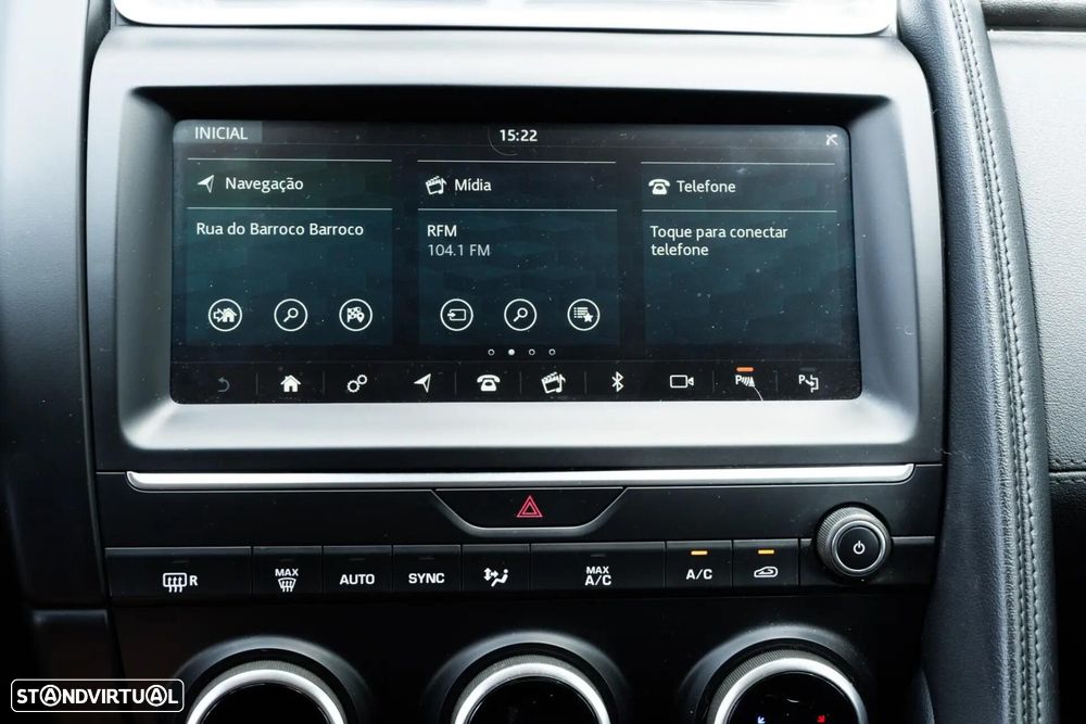 Jaguar E-Pace 2.0 i4D SE - 16