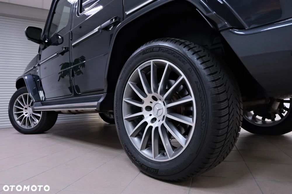 Mercedes-Benz Klasa G 500 9G-TRONIC Exclusive - 11