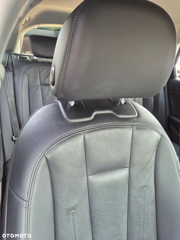 Audi A4 Avant 2.0 TDI ultra S tronic - 30