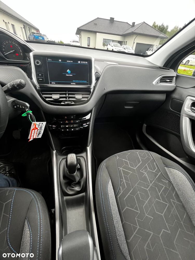 Peugeot 2008 PureTech 82 Style - 35