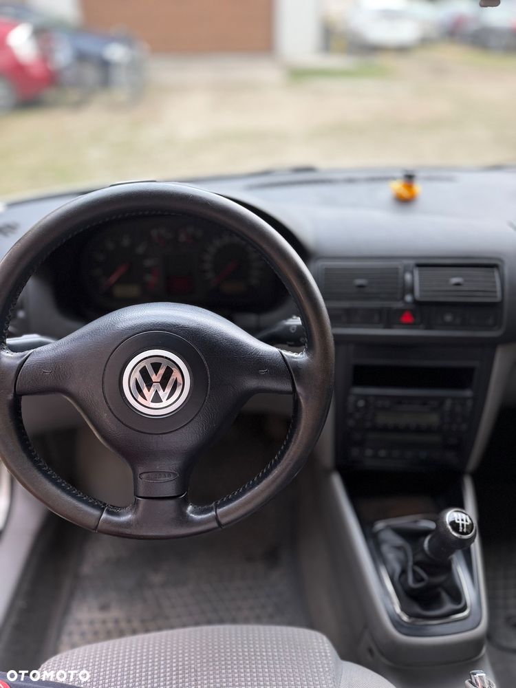 Volkswagen Golf - 15
