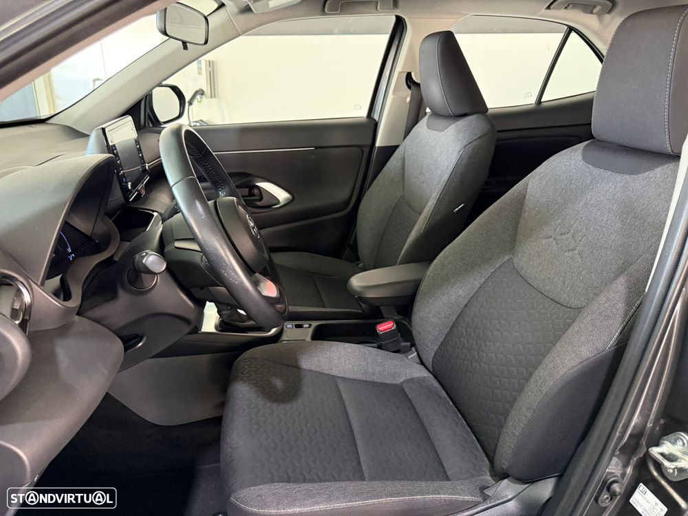 Toyota Yaris Cross 1.5 HDF Comfort Plus - 8